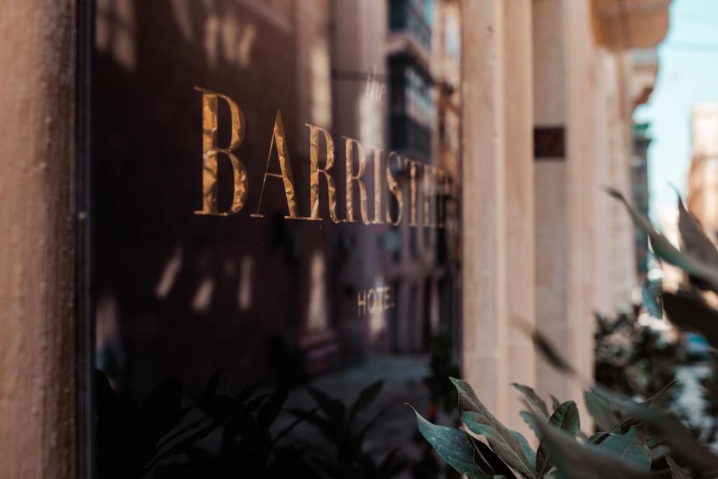 Certifikát, hodnocení, plakát nebo jiný dokument vystavený v ubytování The Barrister