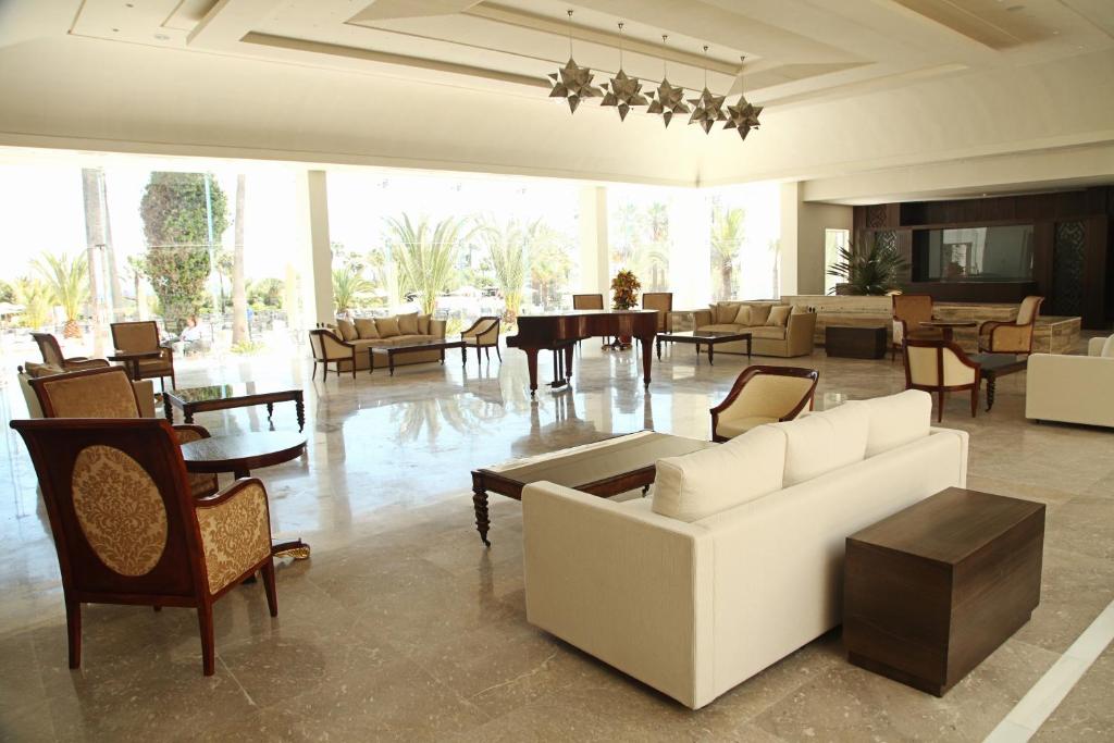 Гостиная зона в Iberostar Selection Diar El Andalous