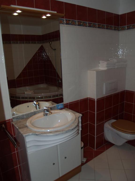 Koupelna v ubytování Motel U Krbu