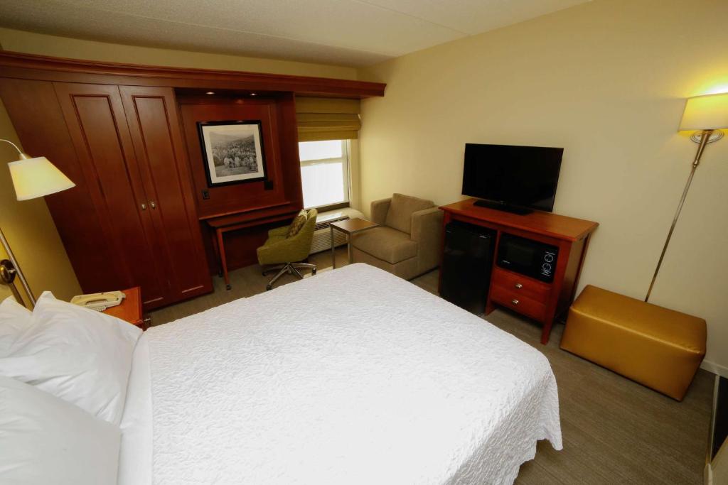 Hampton Inn Franklin, NC - Queen Kamer - Niet-roken Met Gehoortoegang