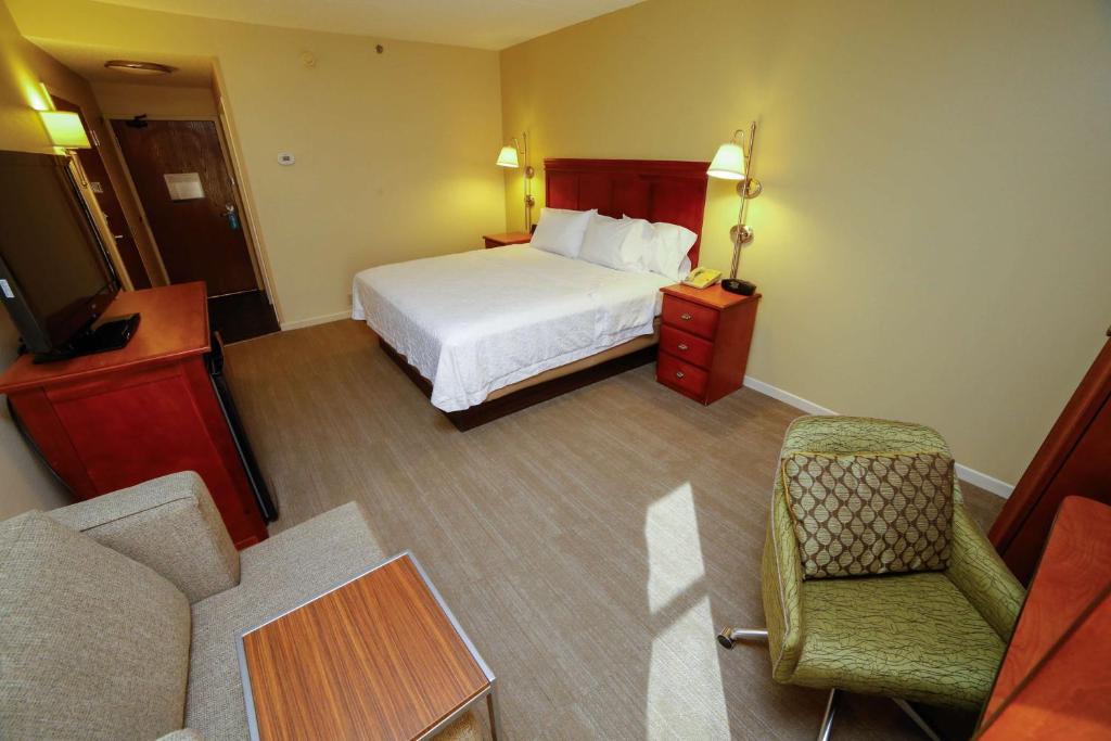 Hampton Inn Franklin, NC - Camera King - Accesso Ipoudenti/Non Fumatori