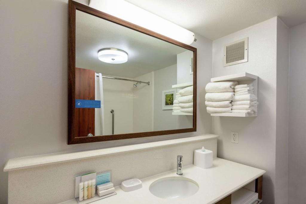 Hampton Inn Houston/Humble-Airport Area - Room King - Non-fumeur