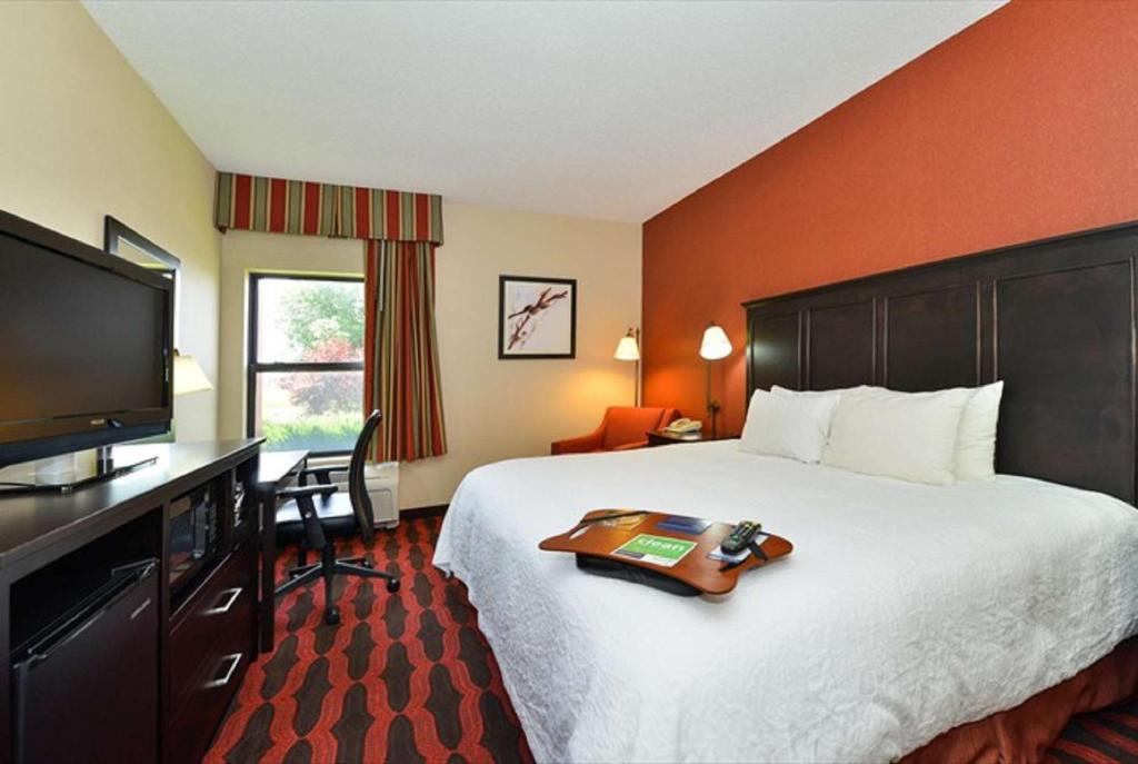 Hampton Inn Sturgis - King Kamer Met Kingsize Bed – Niet-Rokers