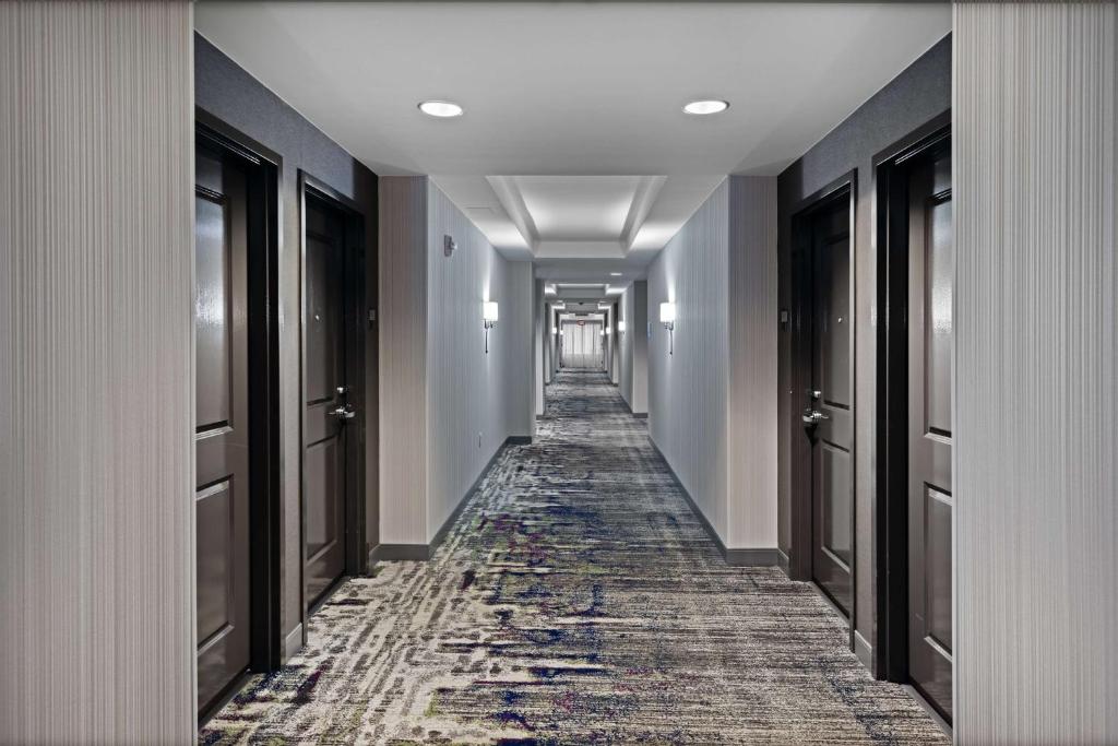 Embassy Suites by Hilton Houston-Energy Corridor photo