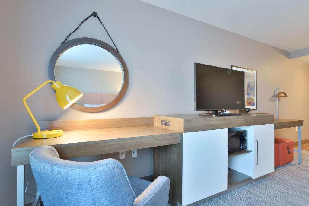 Hampton Inn & Suites Menomonie-UW Stout - Queen Room Met Twee Queensize Bedden - Niet -roken