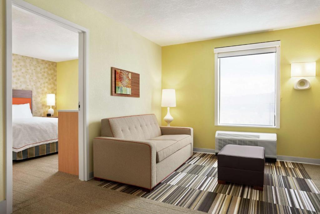Postel nebo postele na pokoji v ubytování Home2 Suites By Hilton Elko