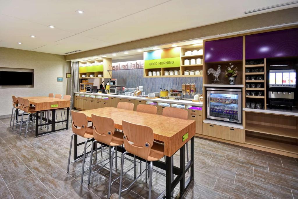 Home2 Suites By Hilton Frankfort photo