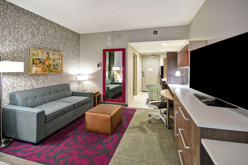 Home2 Suites By Hilton Frankfort photo