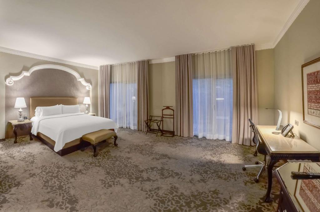 Hilton Guatemala City, Guatemala - Room King Con Patio