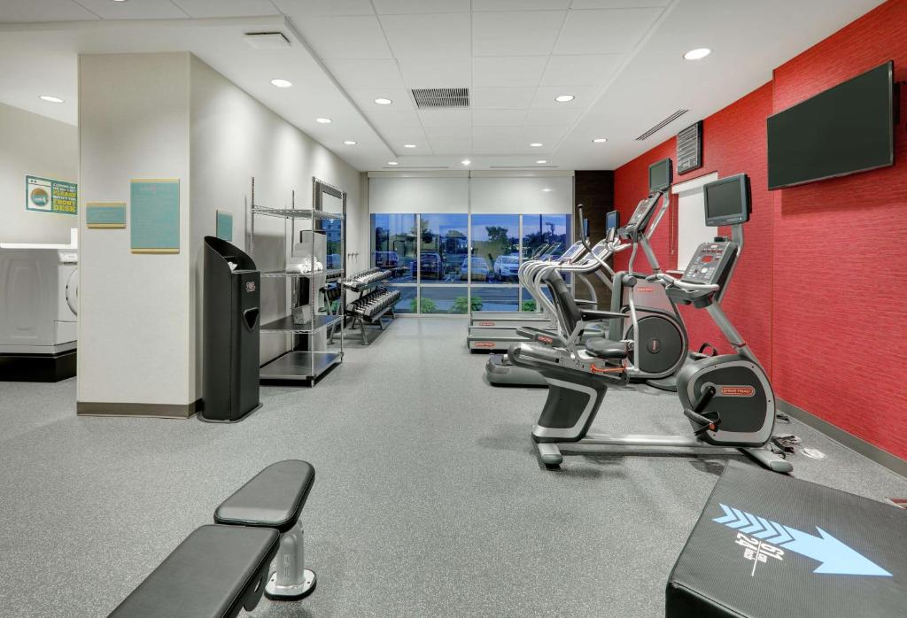 Fitness centrum a/nebo fitness zařízení v ubytování Home2 Suites By Hilton Hagerstown