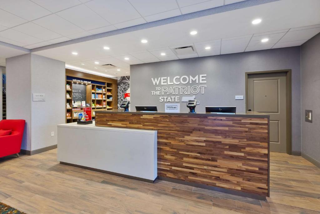 Hampton Inn Cape Cod Canal photo