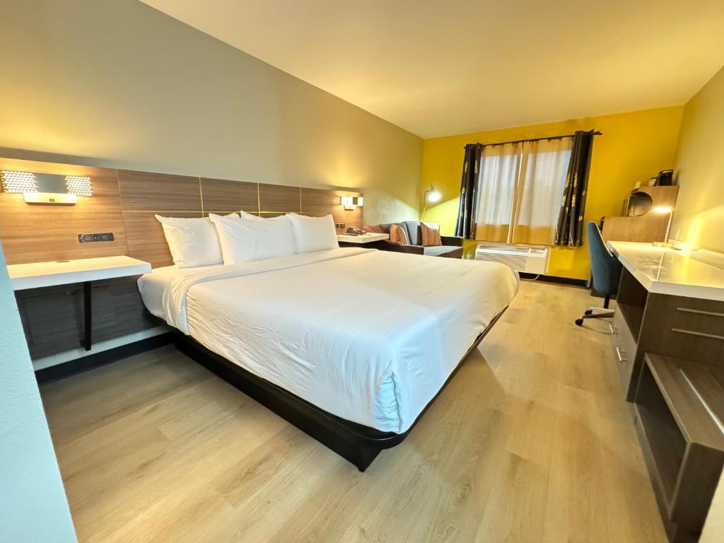 Quality Inn & Suites Willows photo