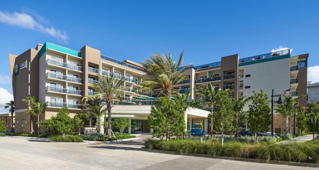 an exterior view of a building at Home2 Suites By Hilton Pompano Beach Pier, Fl in Pompano Beach