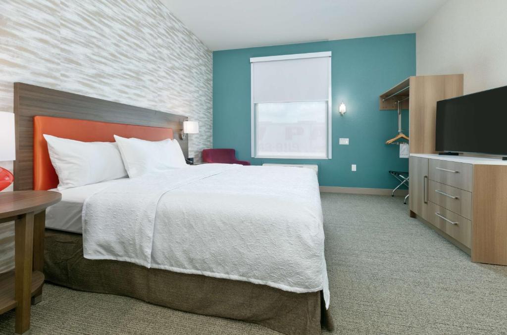 Postel nebo postele na pokoji v ubytování Home2 Suites By Hilton El Campo