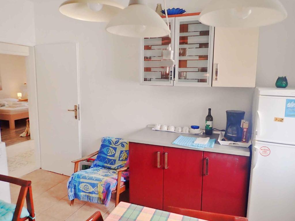 Kuchnia lub aneks kuchenny w obiekcie Apartment in Starigrad-Paklenica 34801