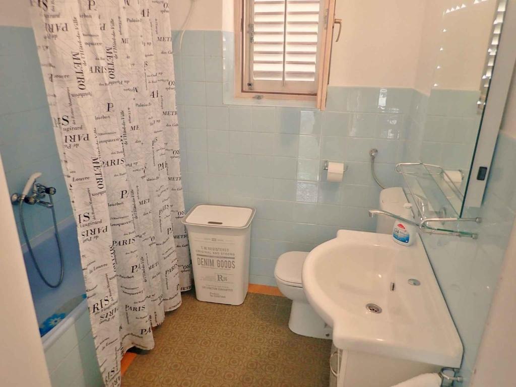 Łazienka w obiekcie Apartment in Starigrad-Paklenica 34801