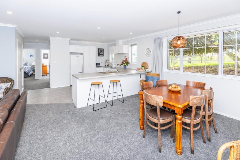 Magnolia Cottage Whatawhata - Resim 29