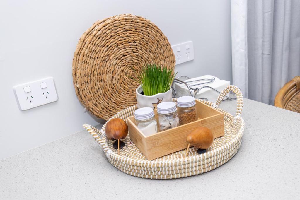 Magnolia Cottage Whatawhata - Resim 37