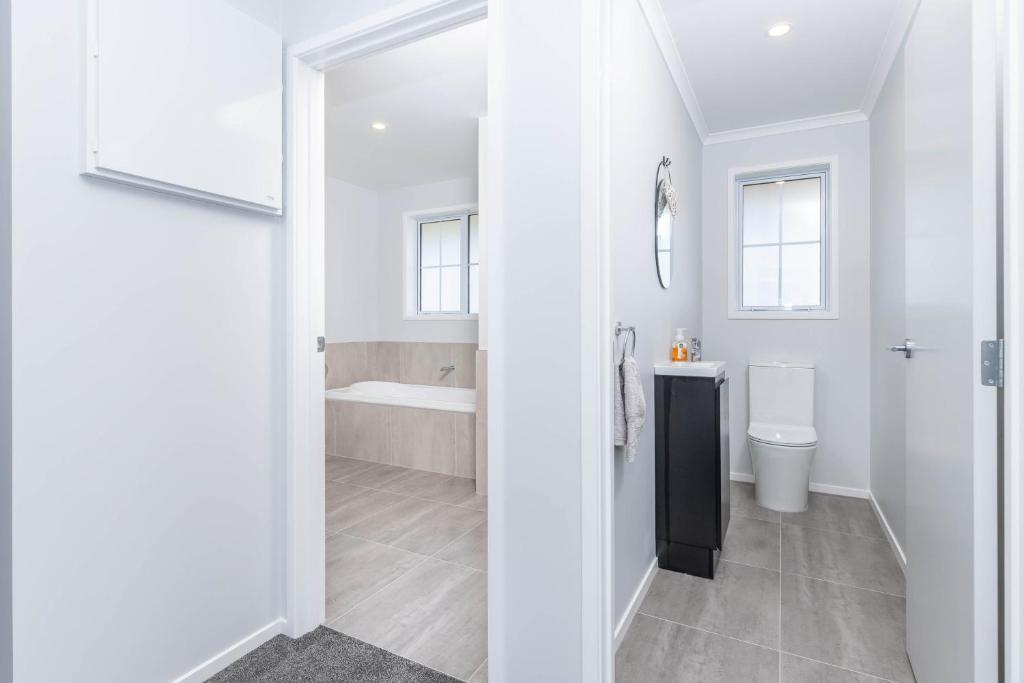 Magnolia Cottage Whatawhata - Resim 43