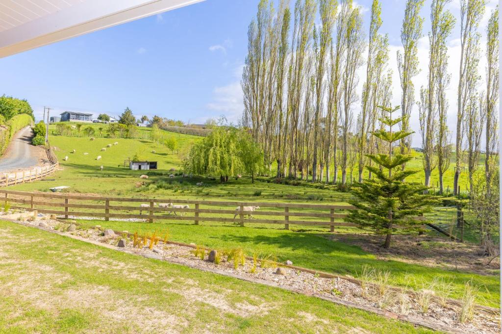 Magnolia Cottage Whatawhata - Resim 45