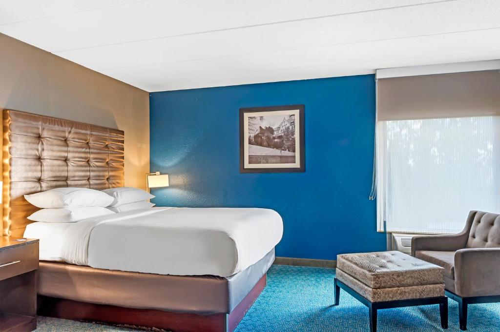 DoubleTree by Hilton Roseville Minneapolis - Camera Queen Con Idromassaggio