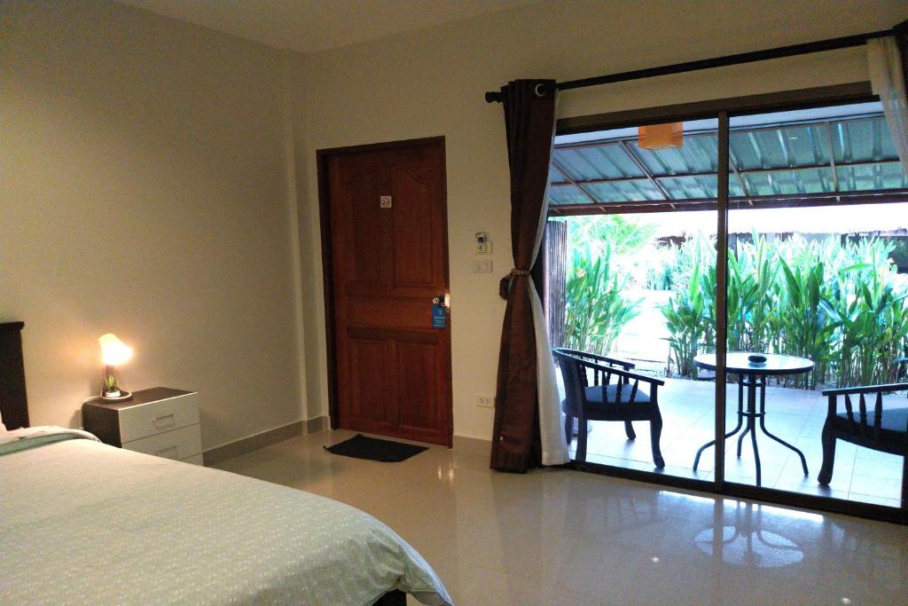 Kanchira Resort - Bungalow Avec Patio