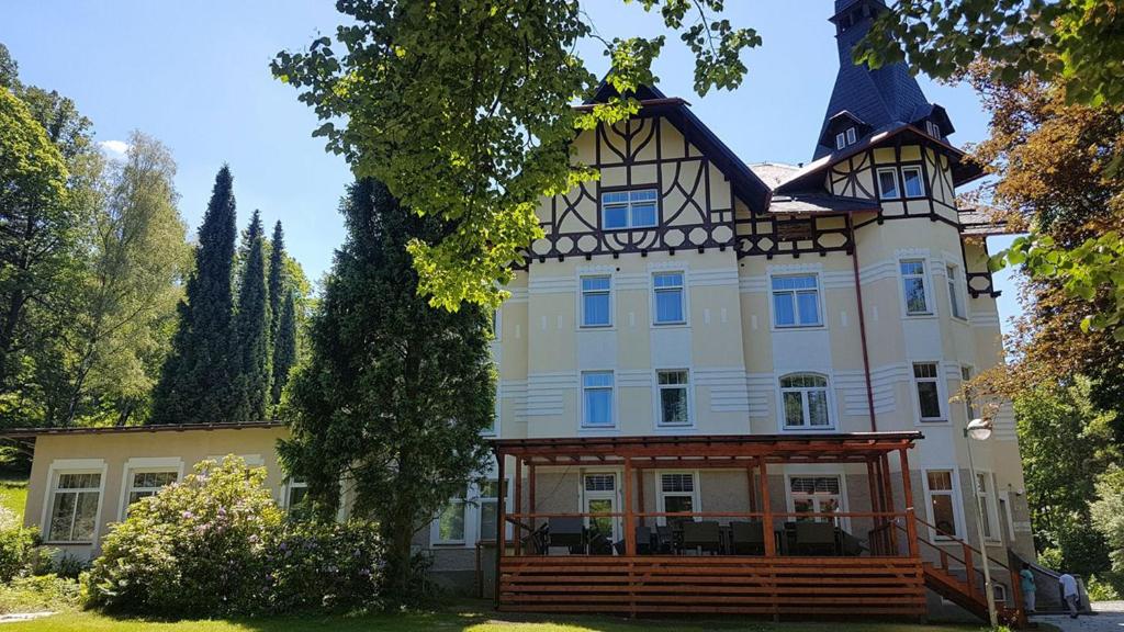 Budova, kde se apartmán nachází