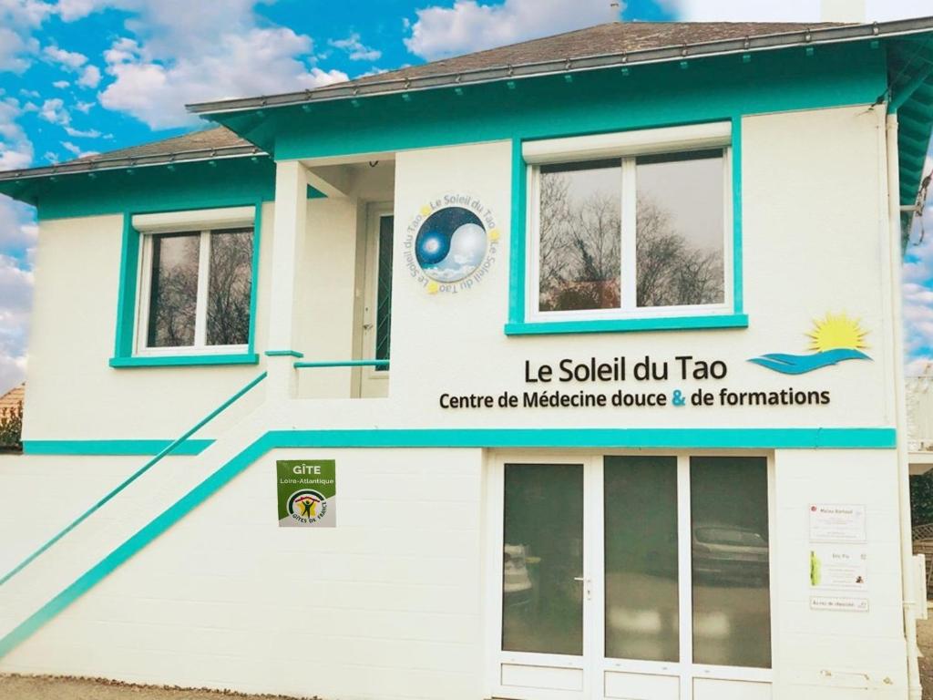 Maison spacieuse avec fitness, massage sur demande et jardin privatif, proche Nantes et Pornic - FR-1-306-1231 - Vakantiehuis