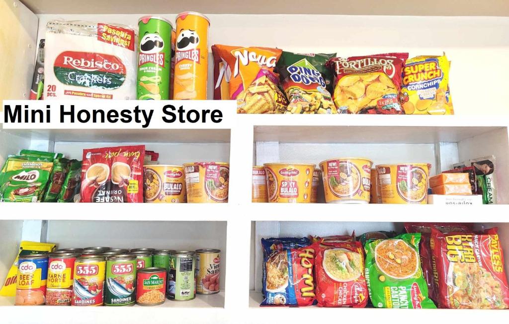Supermarket nebo jiné obchody v  aparthotelu nebo okolí