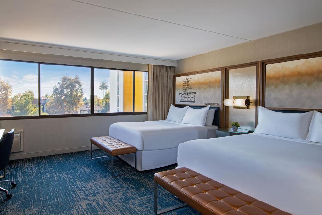Hotel Dena, Pasadena Los Angeles, a Tribute Portfolio Hotel - Queen Room With Tub - Mobility Accessible