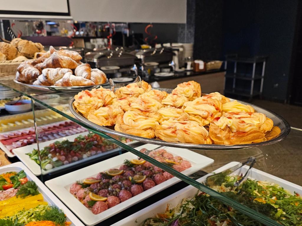 Đồ ăn tại/gần căn hộ