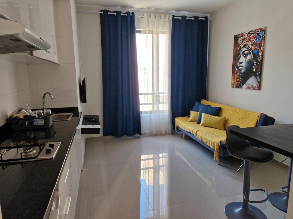Χώρος καθιστικού στο Apartamentos Beira-Mar
