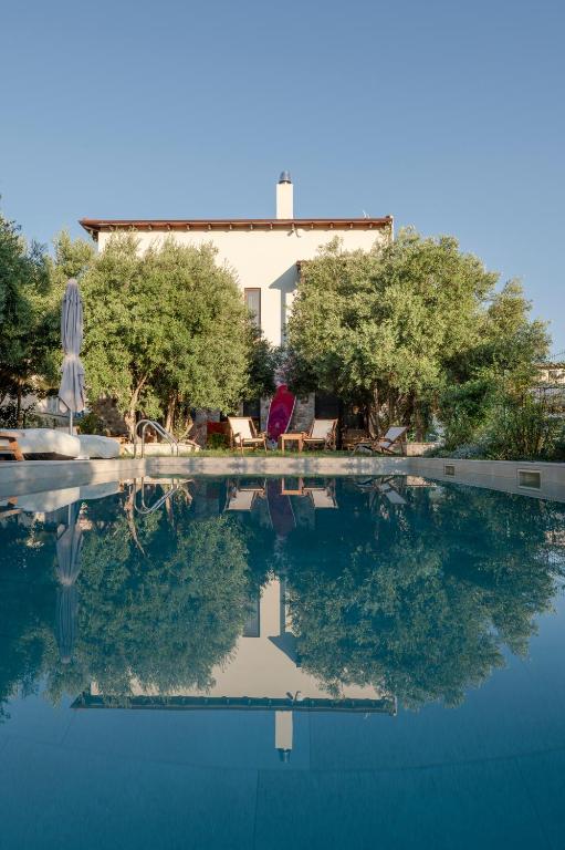 Piscina a MAISON - ELEA o a prop