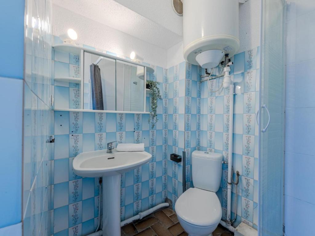 Koupelna v ubytování Apartment Les Cyclades-1 by Interhome