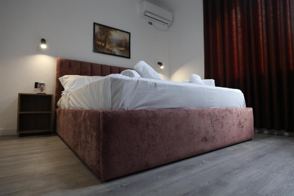Postel nebo postele na pokoji v ubytování VILA ALIZEE Hotel