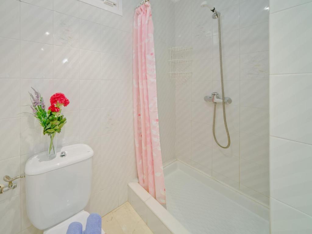 A bathroom at Holiday Home Cucarres by Interhome