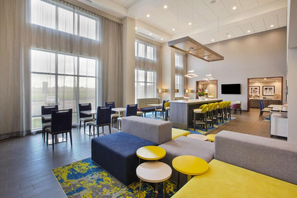 Hampton Inn & Suites By Hilton, Southwest Sioux Falls photo