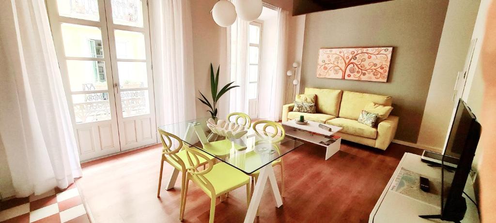 Apartamento Viña P. Málaga Centro - 16