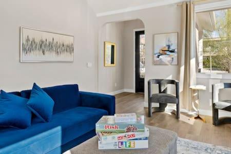 رزرو هتل، خانه لوکس طعم شامپاین در Hillcrest