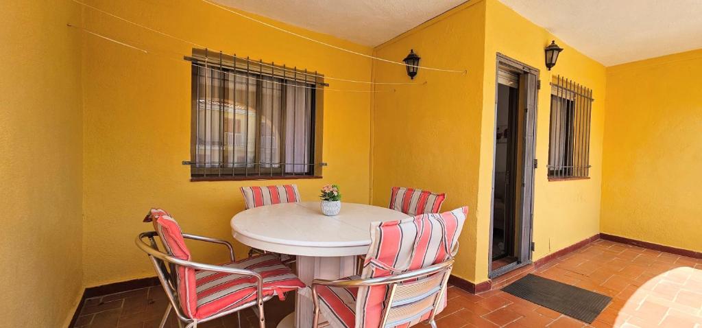 Fotografie z fotogalerie ubytování Las Gemas - Cómodo apartamento en Peñíscola v destinaci Peñíscola