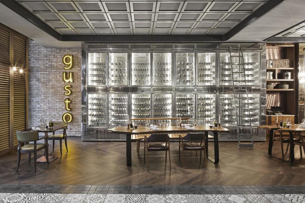 TITANIC Chaussee Berlin - Resim 41