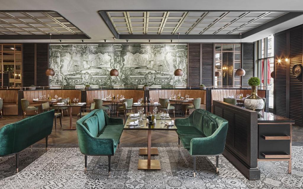 TITANIC Chaussee Berlin - Resim 44