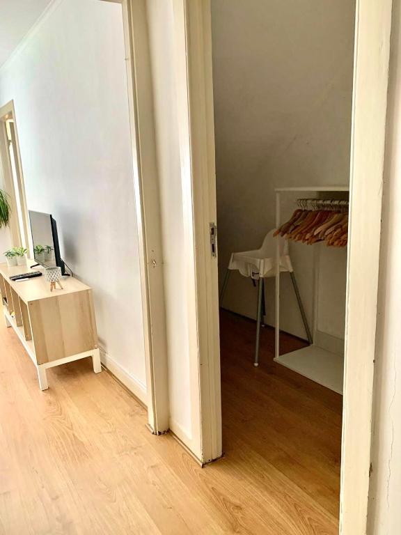 Postel nebo postele na pokoji v ubytování Central Avenida Liberdade 2