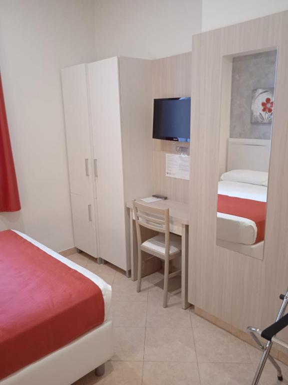 Hotel Lido - Single Room With Garden View