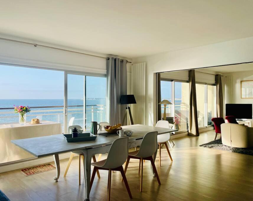 Photo de la galerie de l'établissement Face mer à La Baule : L'Amirauté, à La Baule