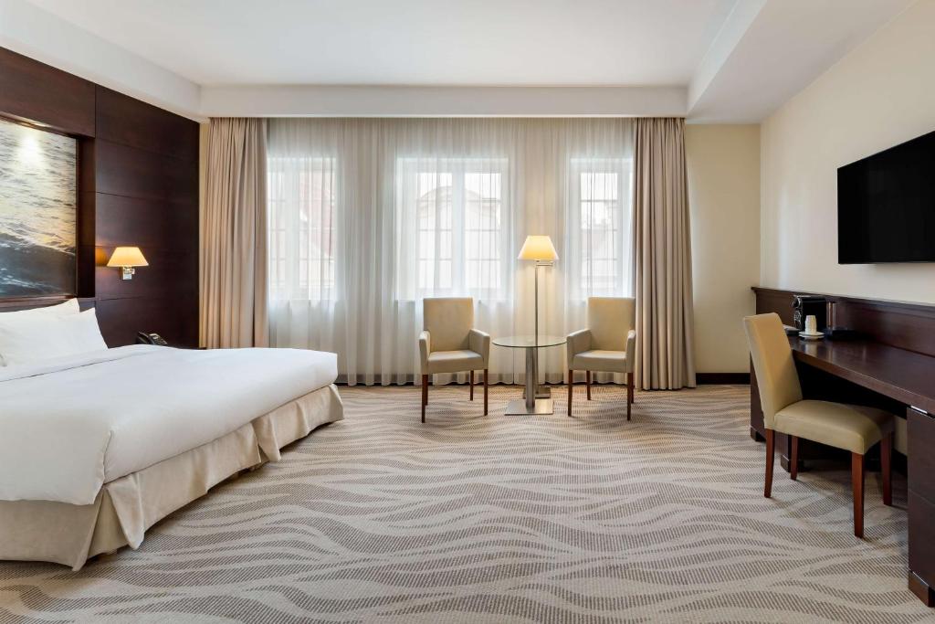 Postel nebo postele na pokoji v ubytování Radisson Blu Hotel, Gdańsk