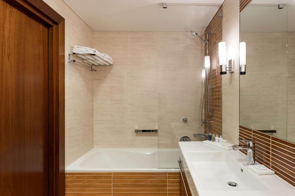 Koupelna v ubytování Radisson Blu Hotel, Gdańsk