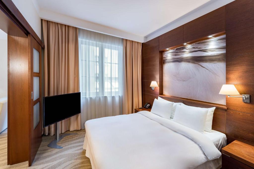 Postel nebo postele na pokoji v ubytování Radisson Blu Hotel, Gdańsk