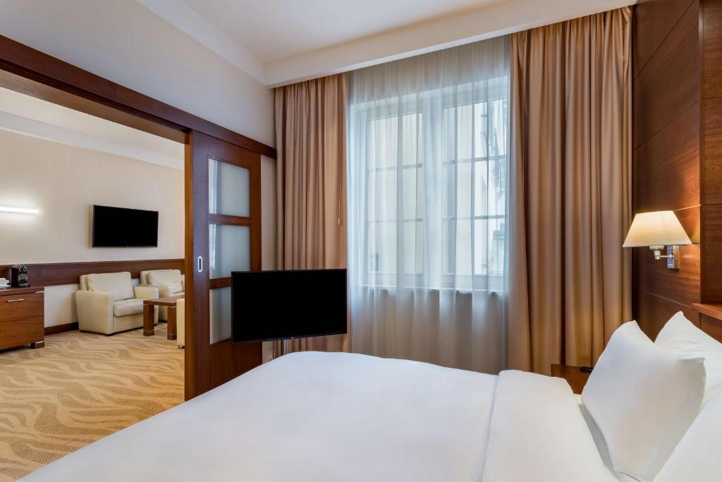 Postel nebo postele na pokoji v ubytování Radisson Blu Hotel, Gdańsk