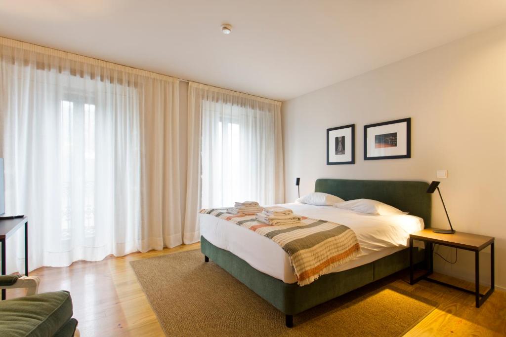 Katil atau katil-katil dalam bilik di RVA - Gustave Eiffel Apartments